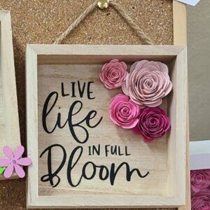Spring Mini Wood Sign Flower Floral Rustic Farmhouse Natural Wall Decor Bloom